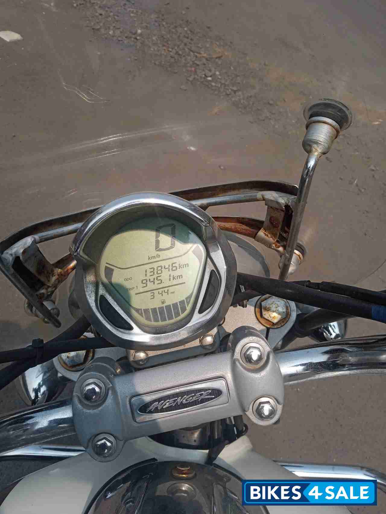 Bajaj Avenger Cruise 220