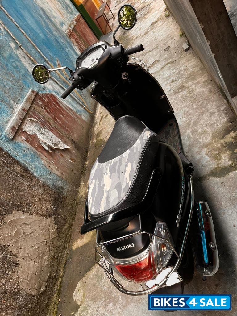 Matte Black Suzuki Access 125 Special Edition
