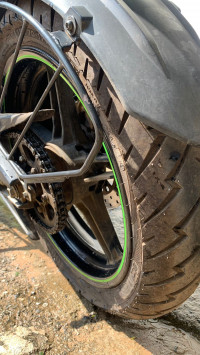 White Special Edition Yamaha YZF R15 V2