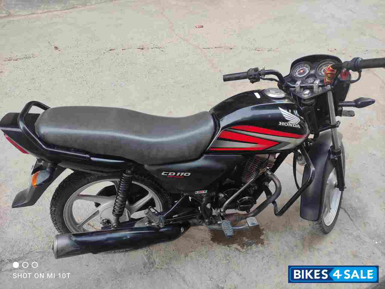 Red & Black Honda CD 110 Dream
