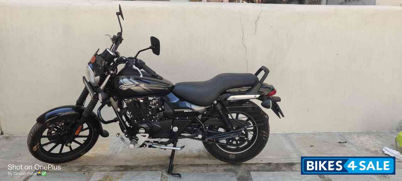 Bajaj Avenger Street 160