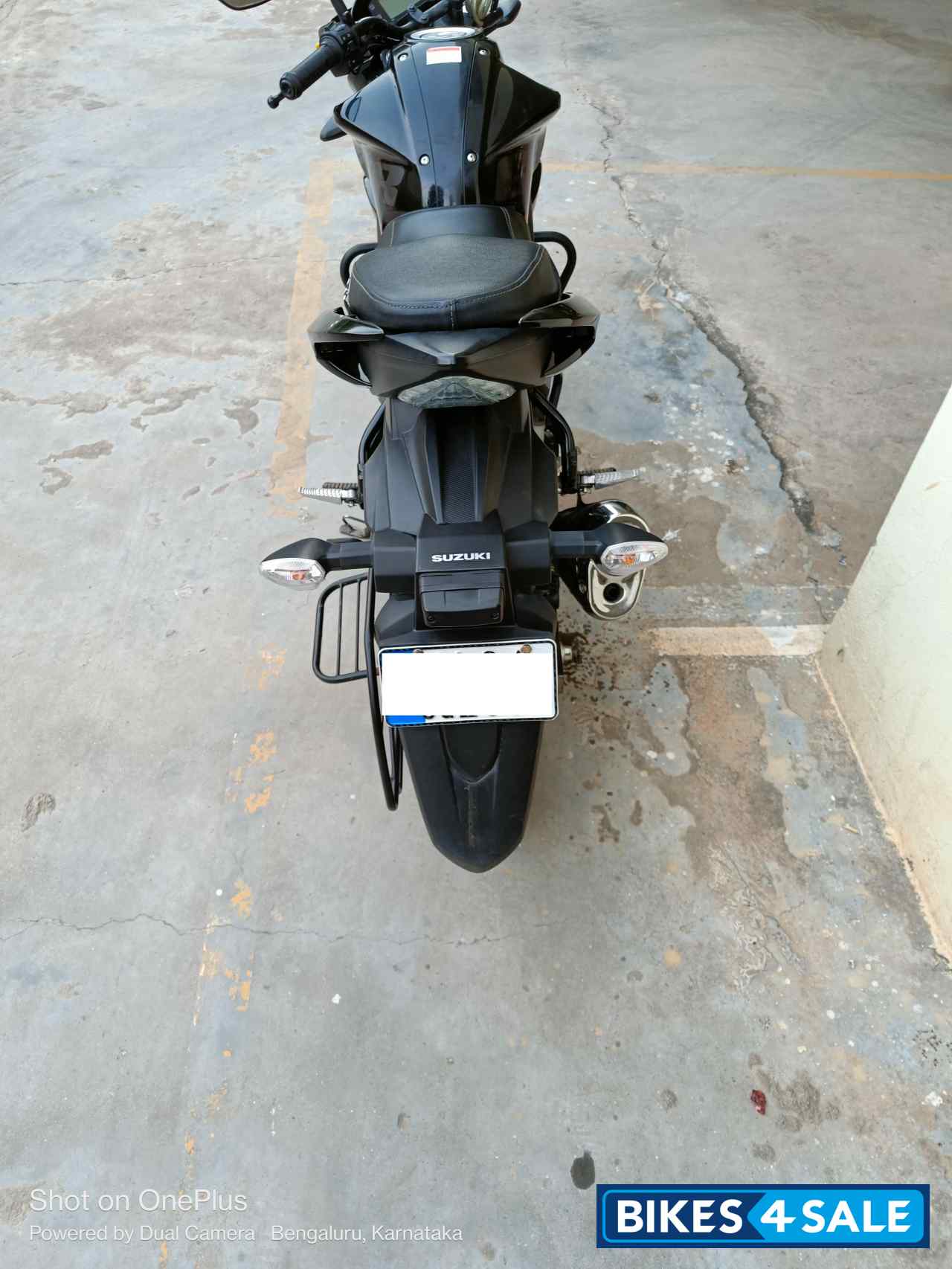 Black Suzuki Gixxer 150