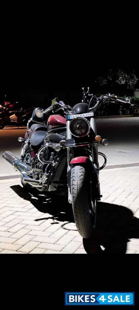 Red Hyosung Aquila Pro 650