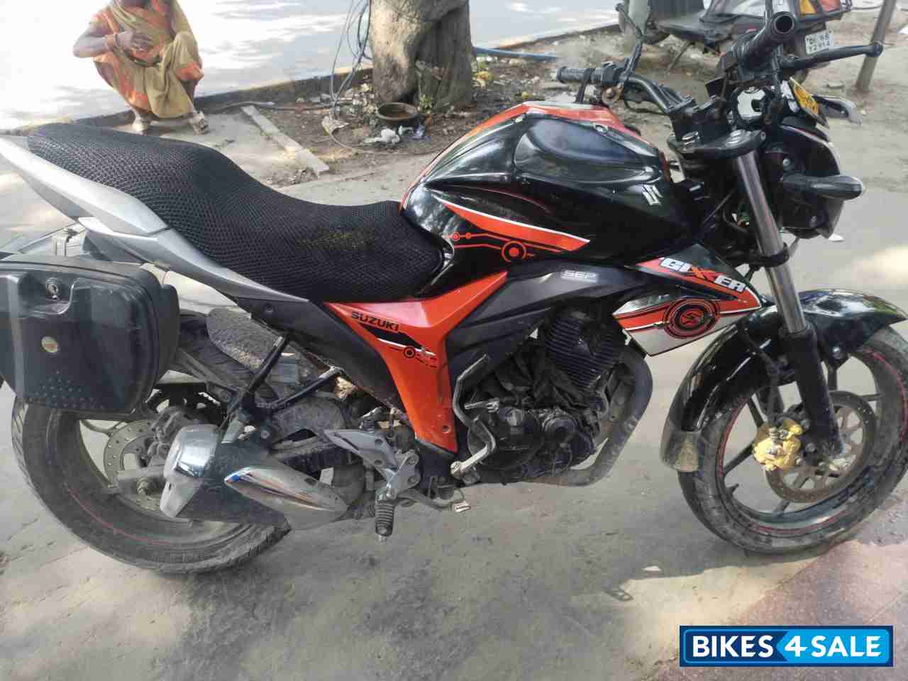 Suzuki Gixxer SF