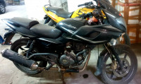 Black Bajaj Pulsar 220F