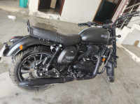 Jawa 42 Dual Channel ABS AllStar Black 2021 Model