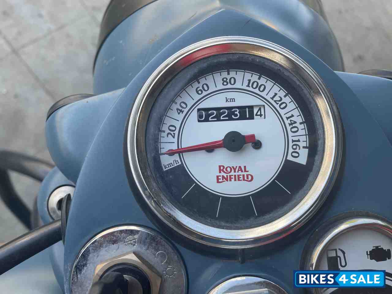 Royal Enfield Classic Signals Airborne Blue