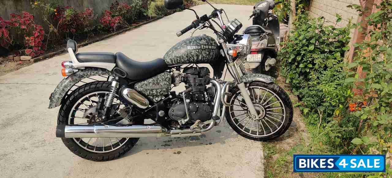 Leaf Green Royal Enfield Thunderbird 350