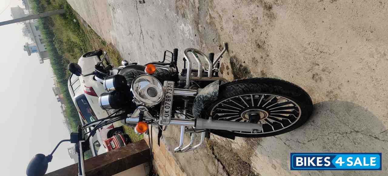 Leaf Green Royal Enfield Thunderbird 350