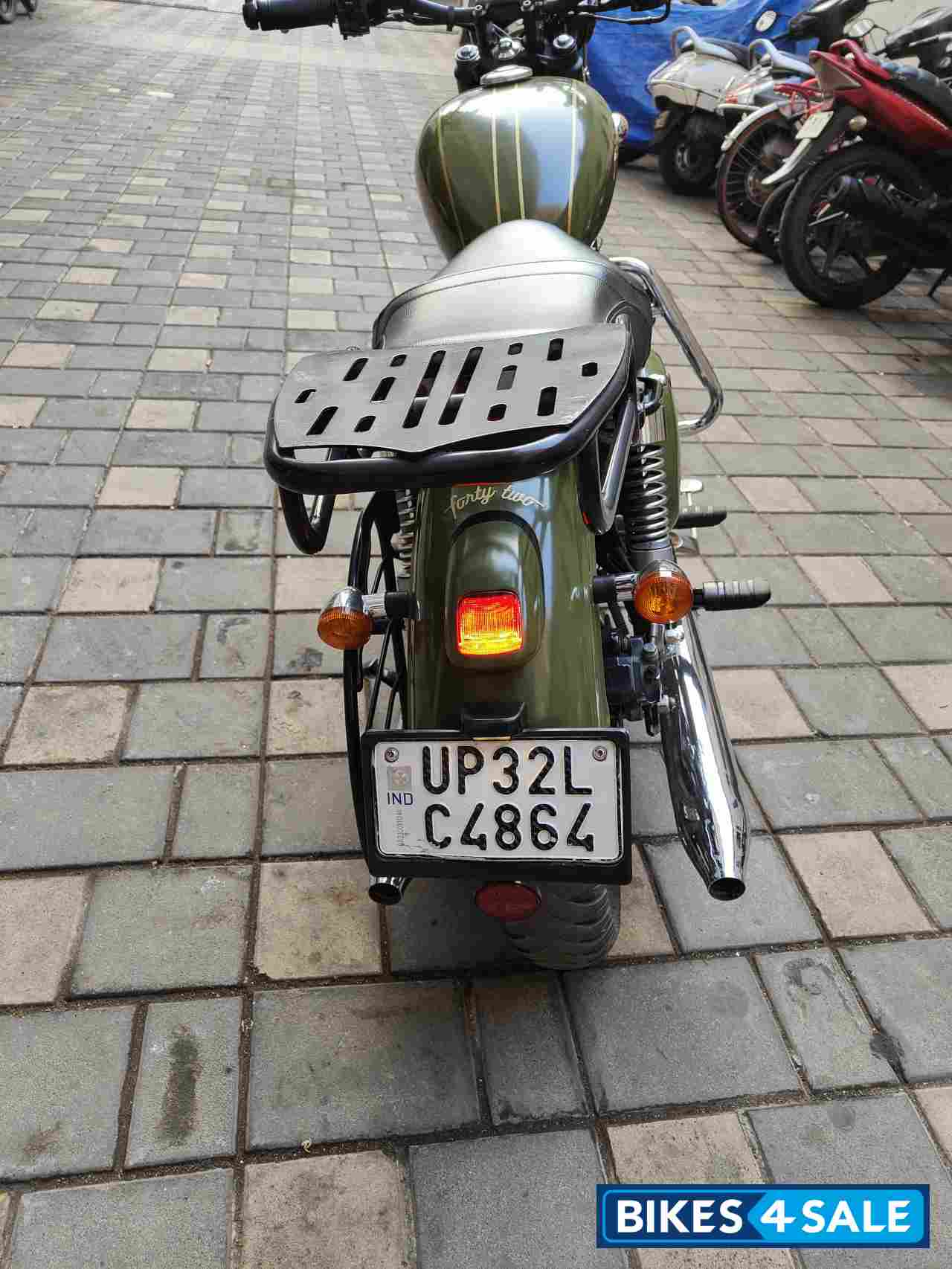 Galactic Green Jawa forty two Galactic green Both ABS