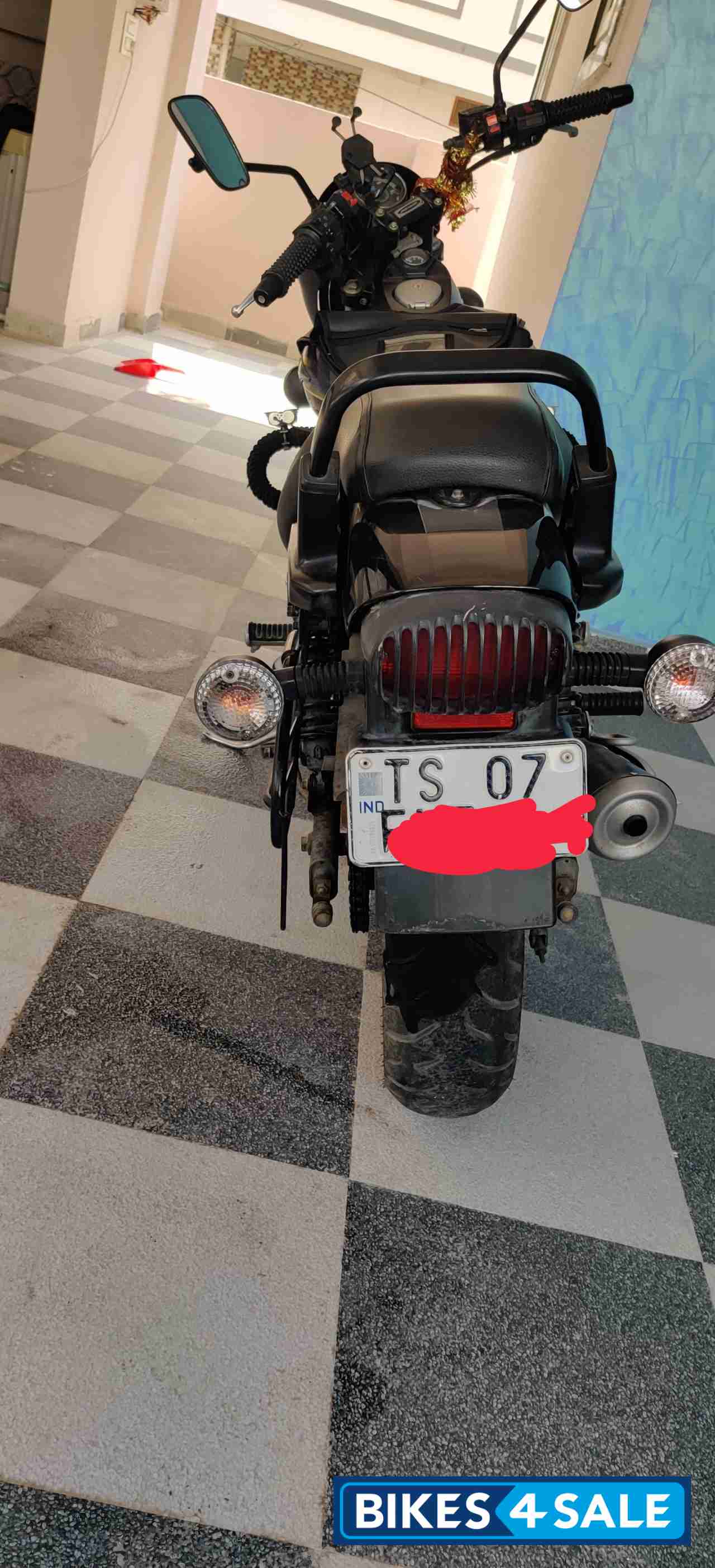 Bajaj Avenger Street 150