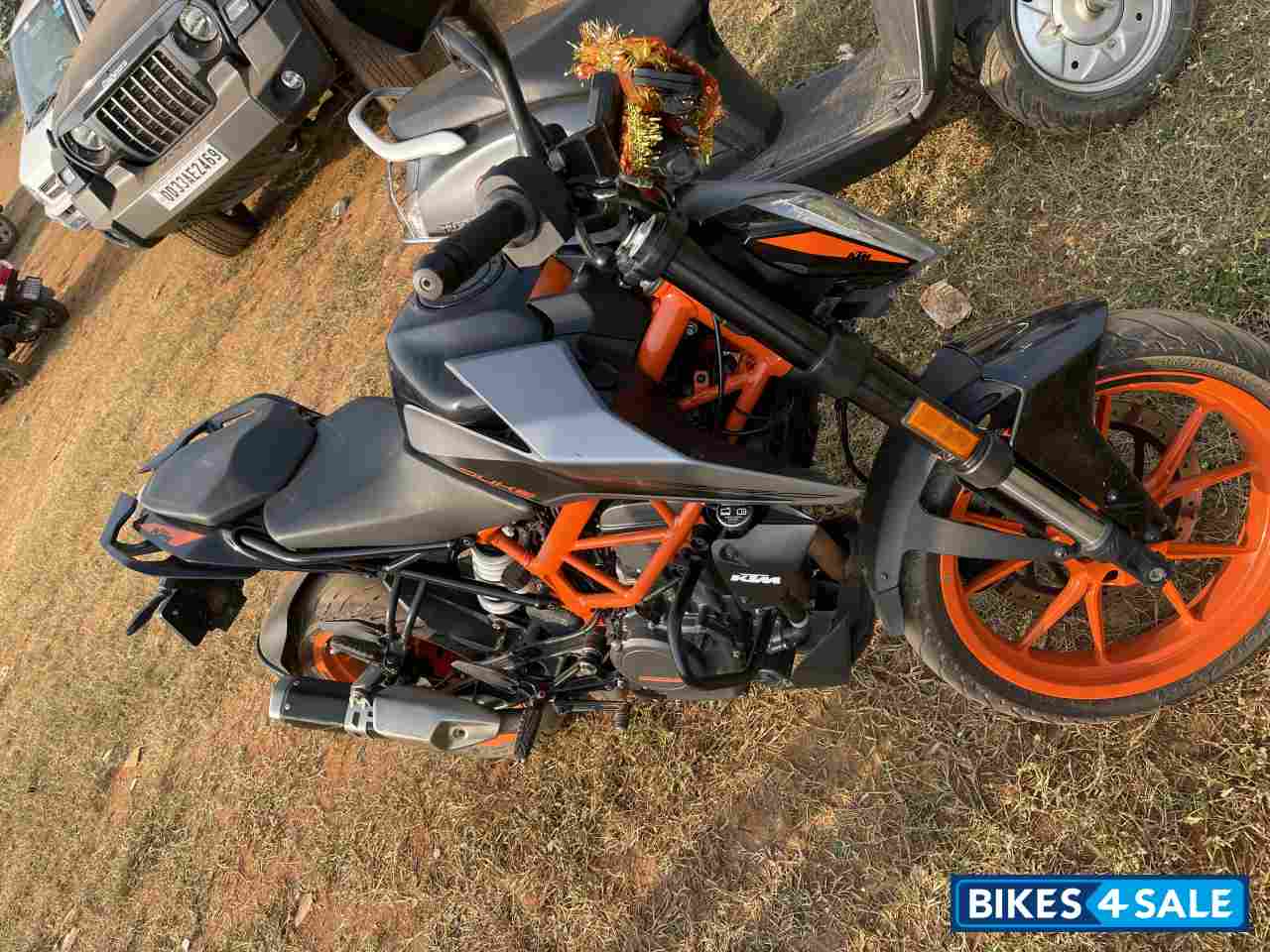 Silver Metallic Matt KTM Duke 390 BS6