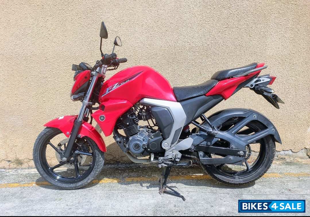 Yamaha FZ FI V2