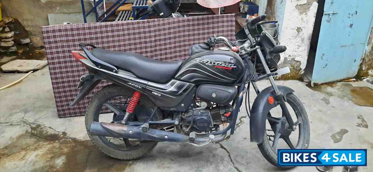 Grey Black Hero Passion Pro 110