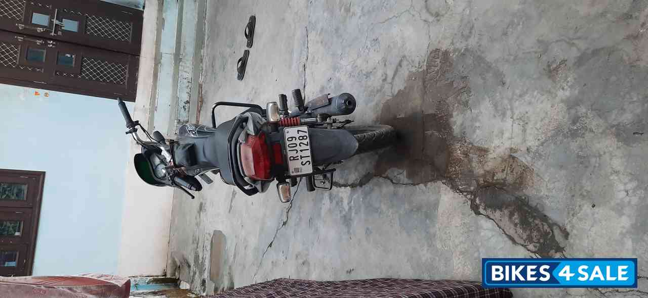 Grey Black Hero Passion Pro 110