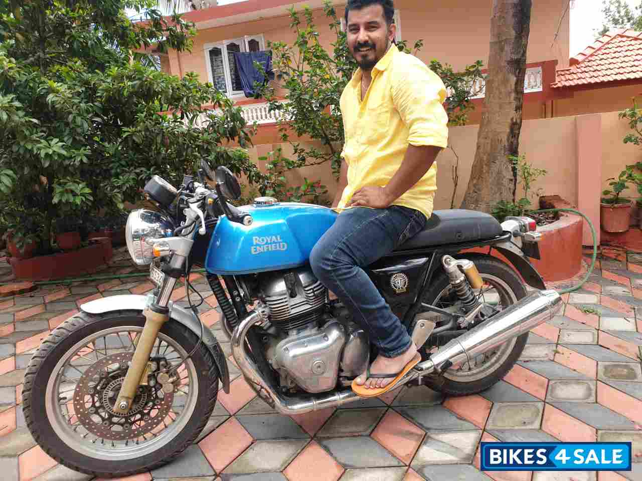 Ventura Blue Royal Enfield Continental GT 650 Twin