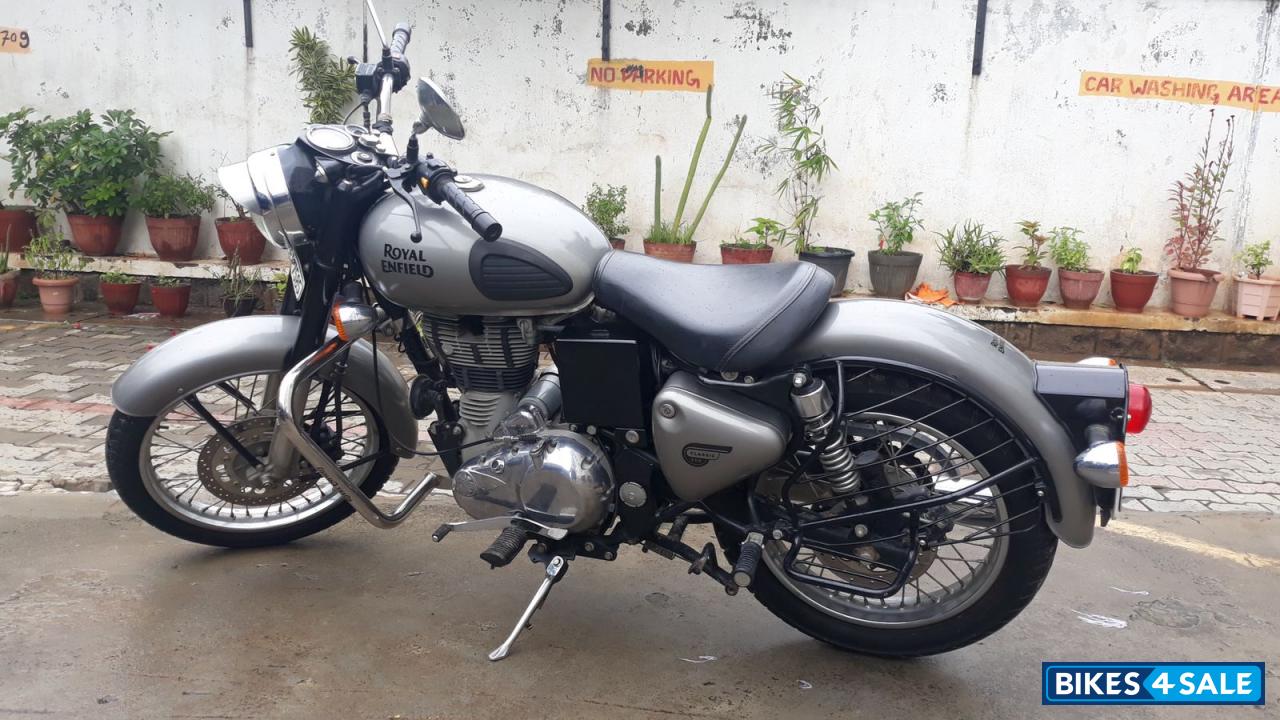 Royal Enfield Classic Gunmetal Grey