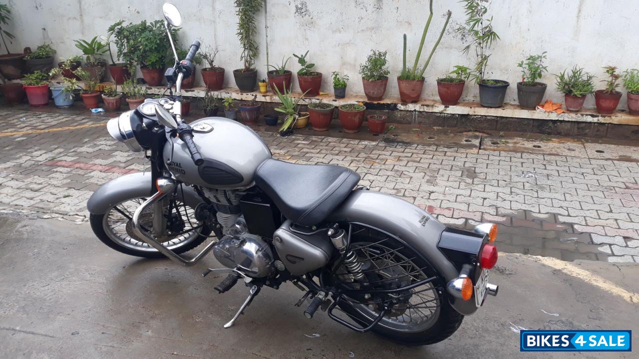 Royal Enfield Classic Gunmetal Grey