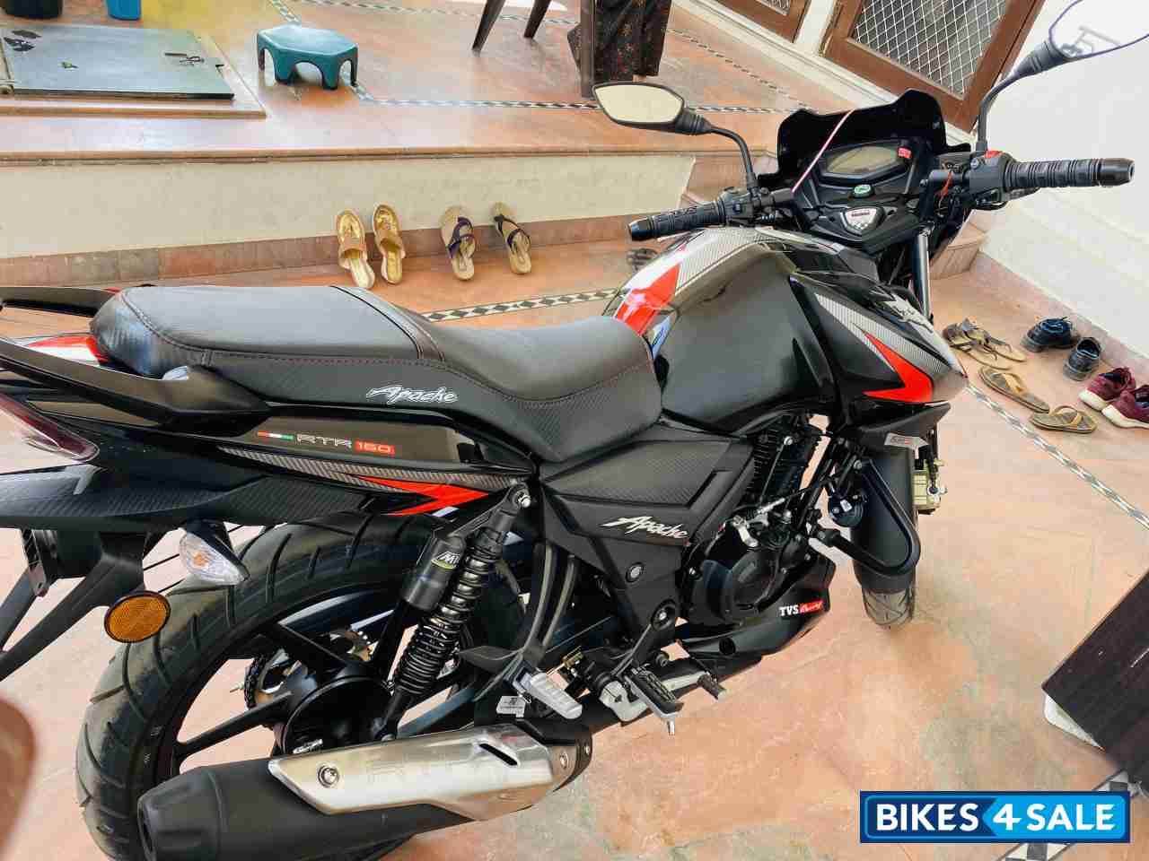 TVS Apache RTR FI 160