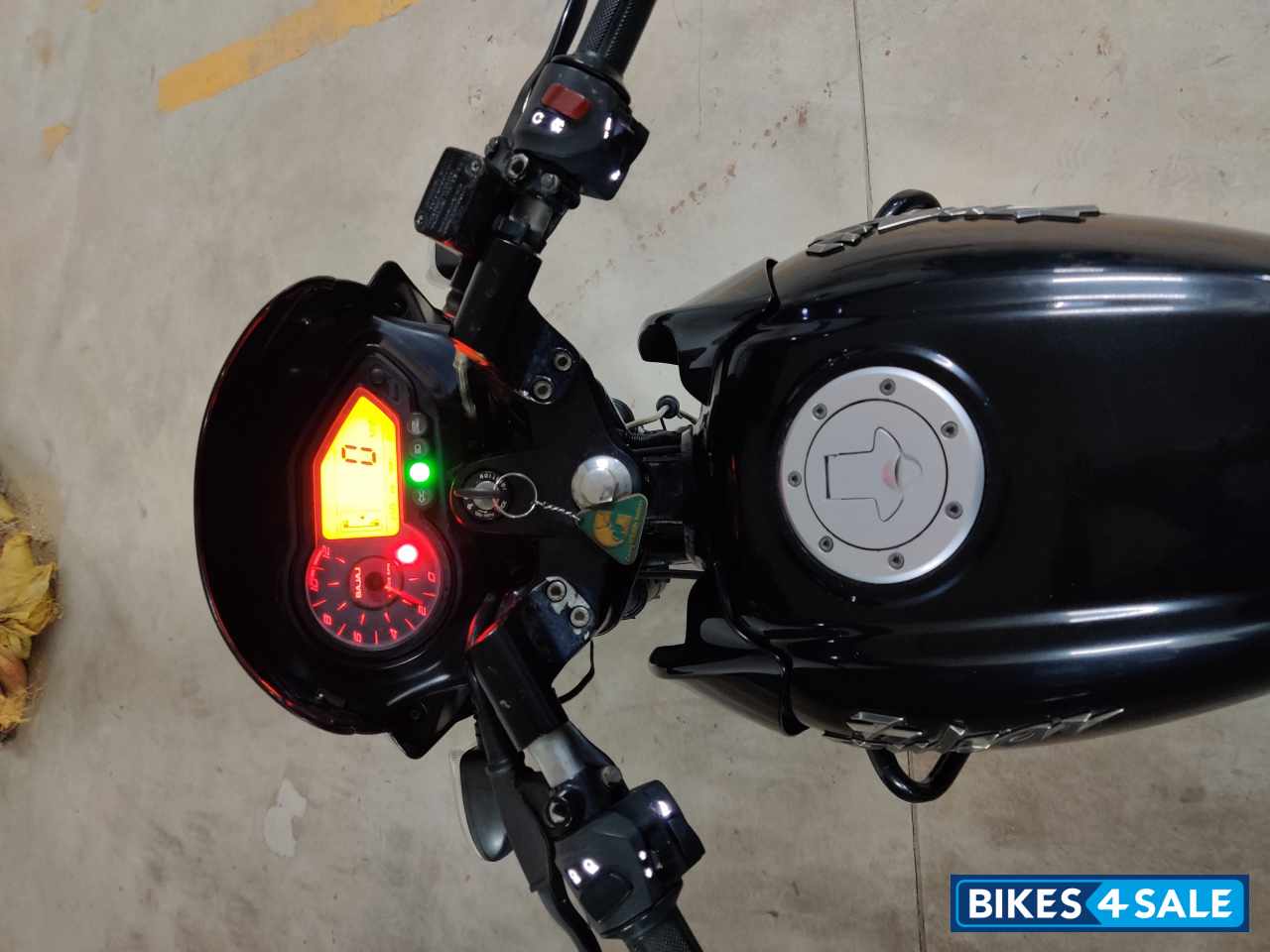 Bajaj Pulsar 220 DTSi