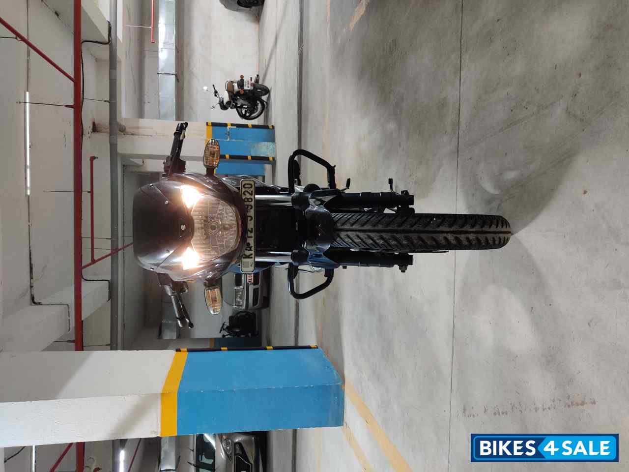 Bajaj Pulsar 220 DTSi