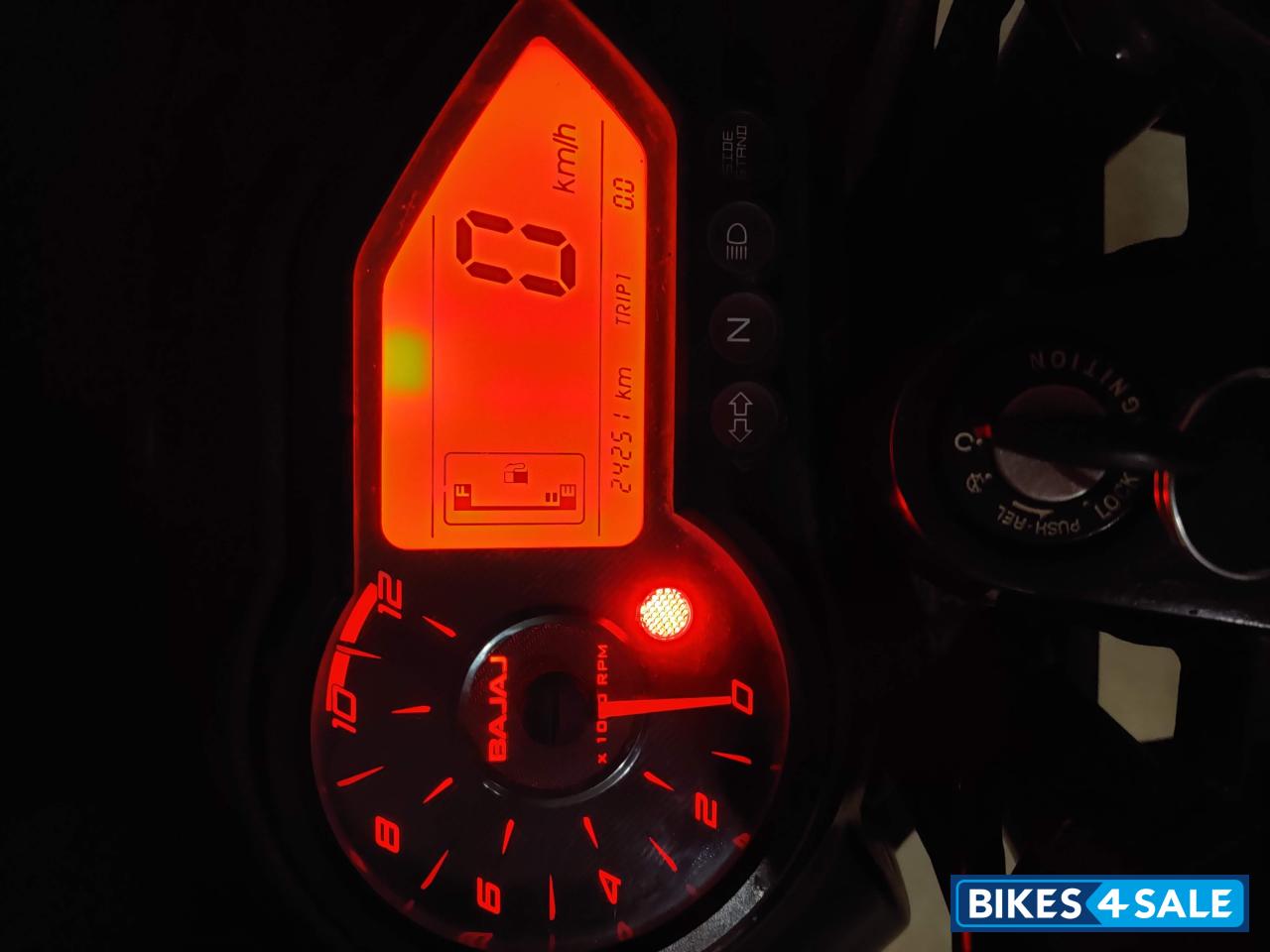 Bajaj Pulsar 220 DTSi