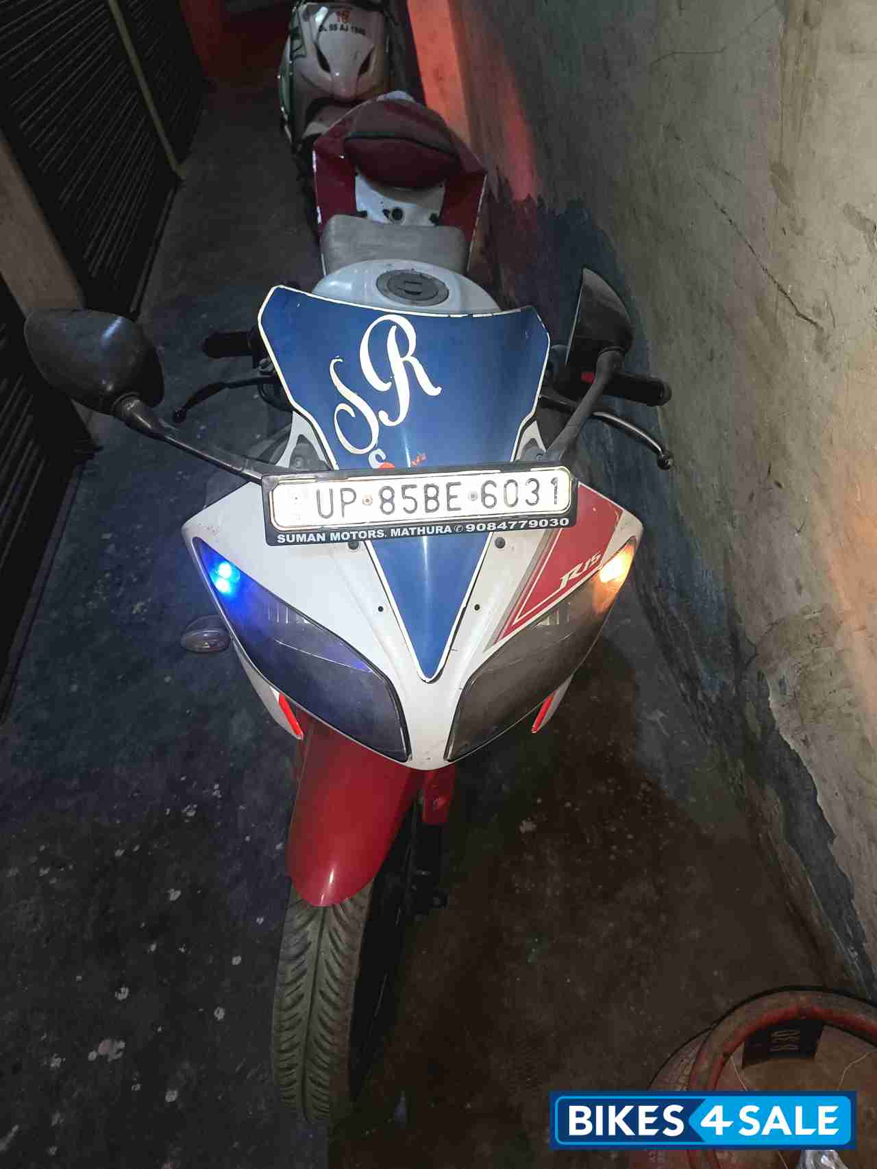 Yamaha YZF R15 V2