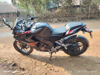 Black Met Bajaj Pulsar RS 200 ABS