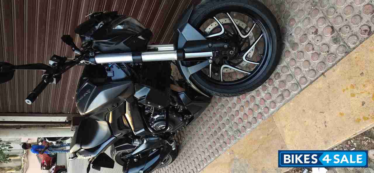 Bajaj 2021 Dominar 400