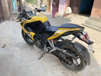 Bajaj Pulsar RS 200
