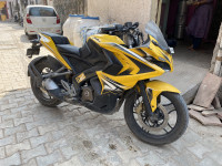 Bajaj Pulsar RS 200