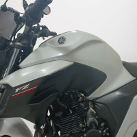Yamaha FZ25