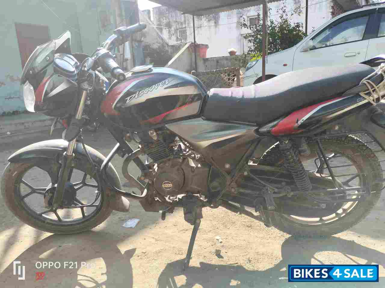 Black Bajaj Discover 110