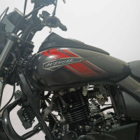 Bajaj Avenger Street 220