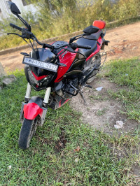 Red Bajaj Dominar 250