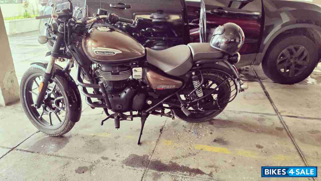 Royal Enfield Meteor 350 Supernova Royal Enfield Meteor 350 Supernova