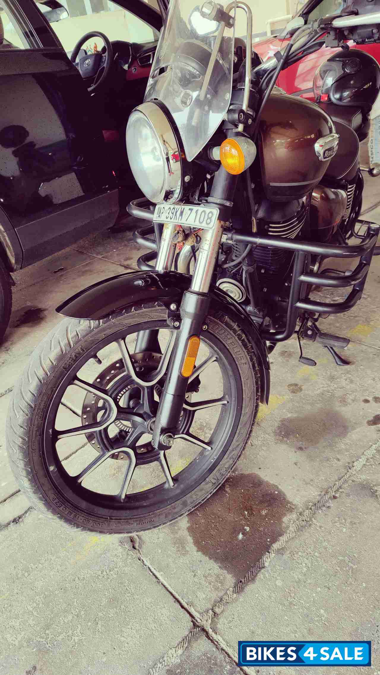 Royal Enfield Meteor 350 Supernova Royal Enfield Meteor 350 Supernova