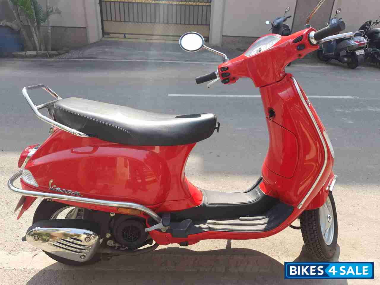Vespa LX 125