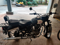 Black Royal Enfield Classic 350