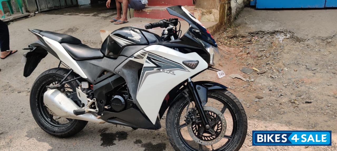 Honda CBR 150R