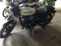 White Royal Enfield Thunderbird X 350