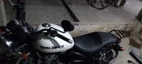 White Royal Enfield Thunderbird X 350