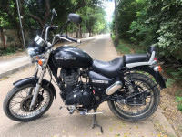 Black Royal Enfield Thunderbird 350