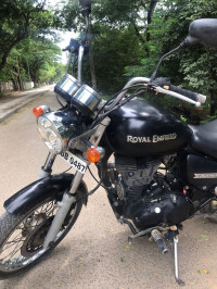 Black Royal Enfield Thunderbird 350