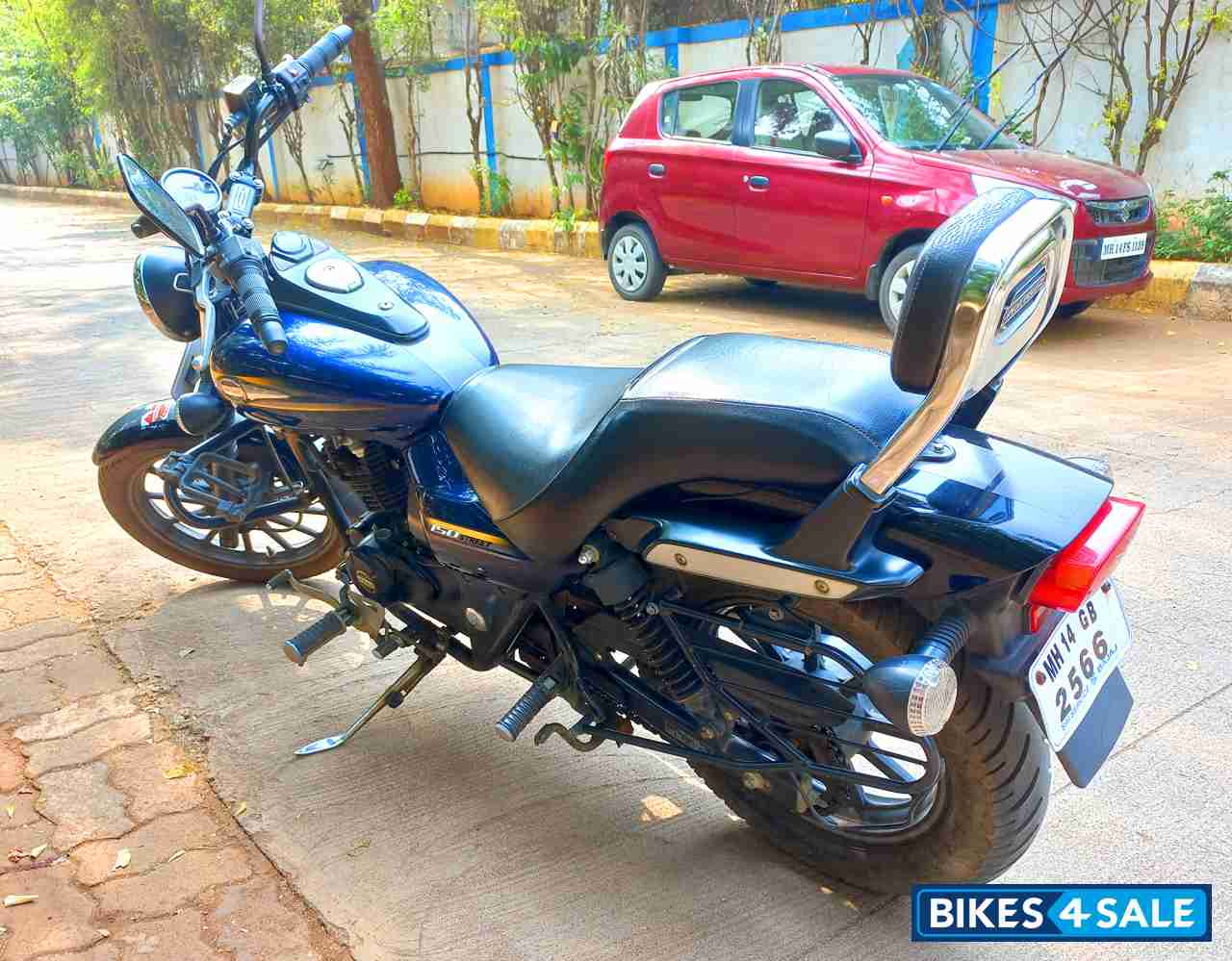 Bajaj Avenger Street 150