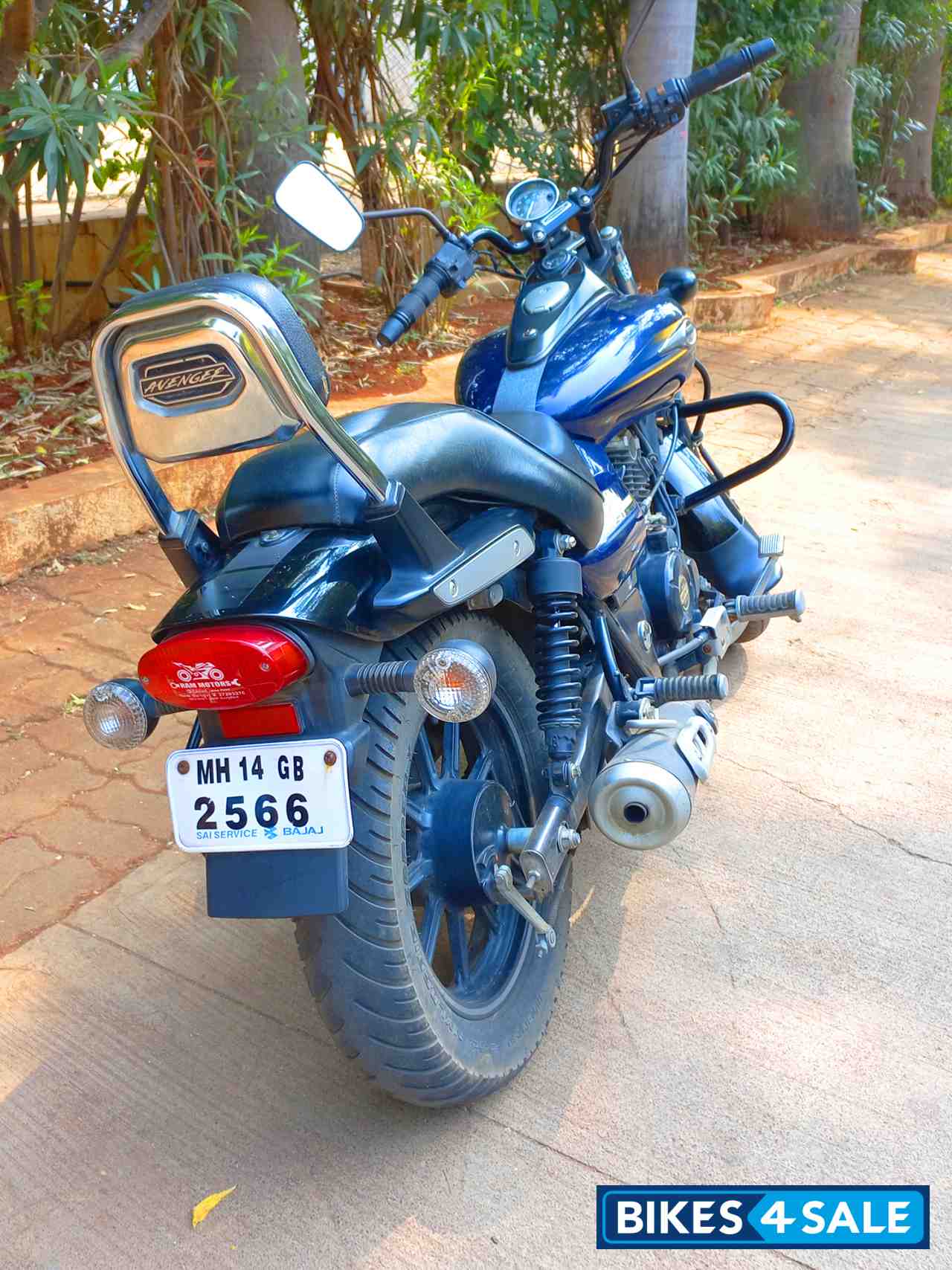 Bajaj Avenger Street 150