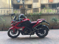 Bajaj Pulsar RS 200 ABS