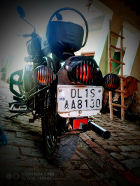 Black Royal Enfield Classic 350