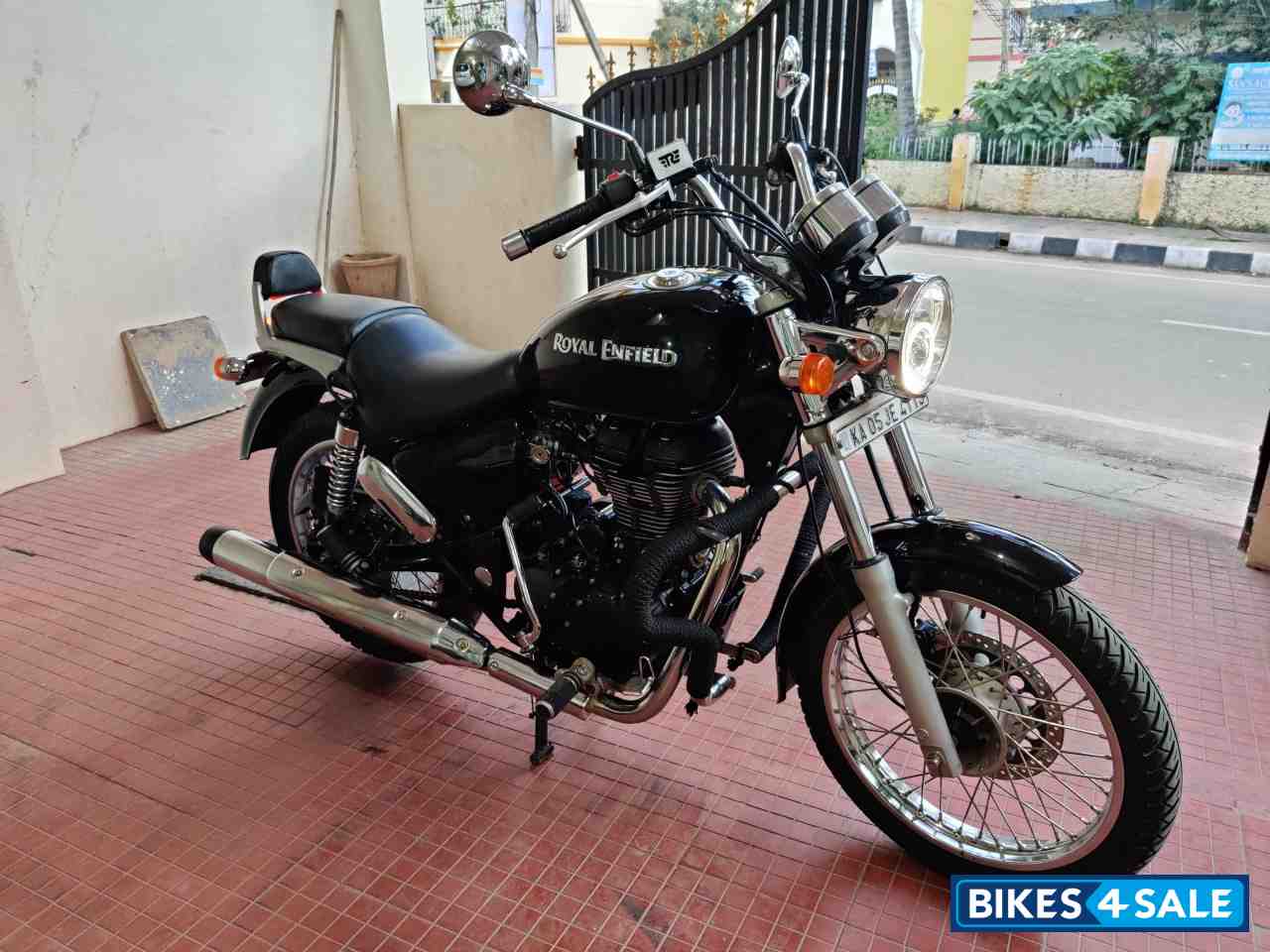 Royal Enfield Thunderbird 500