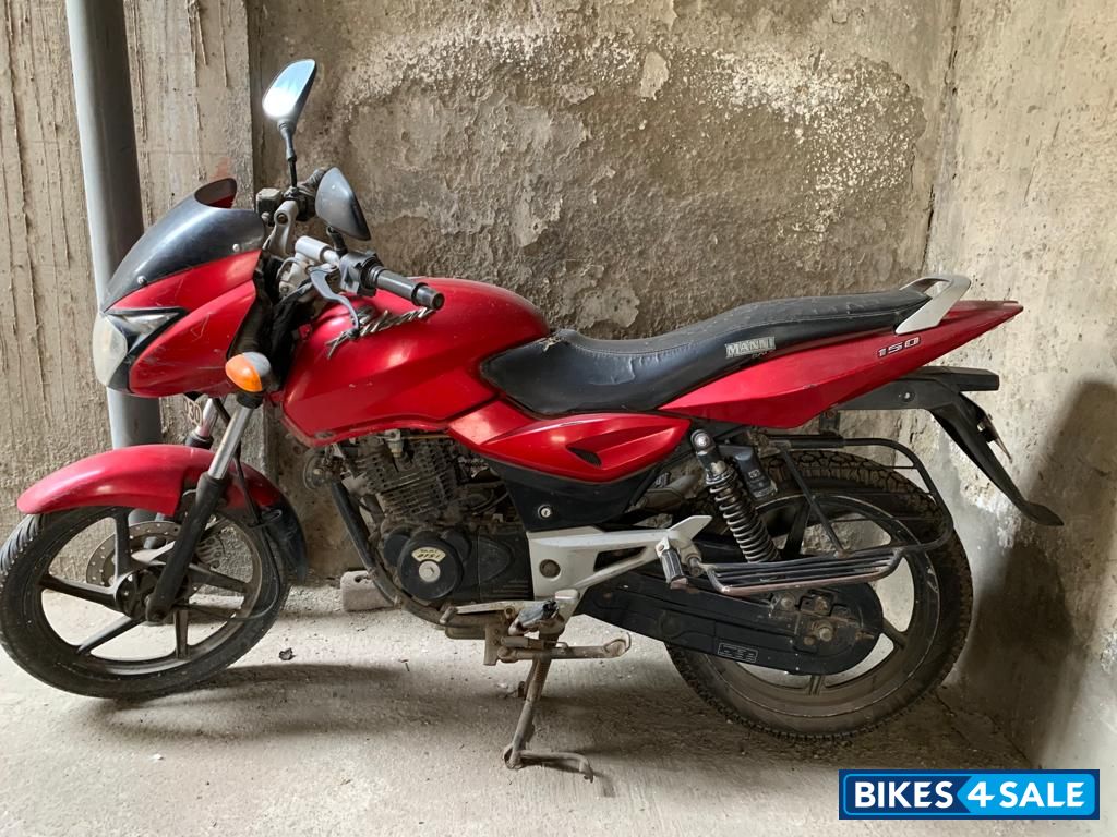 Red Wine Bajaj Pulsar 150 DTSi